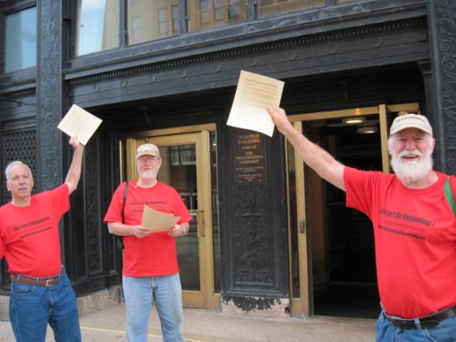 TCBH 'Red Squad' Challenges the Philly Inquirer: Ron Ridenour, John Grant and Dave Lindorff (from left), photo by Rich Gardner